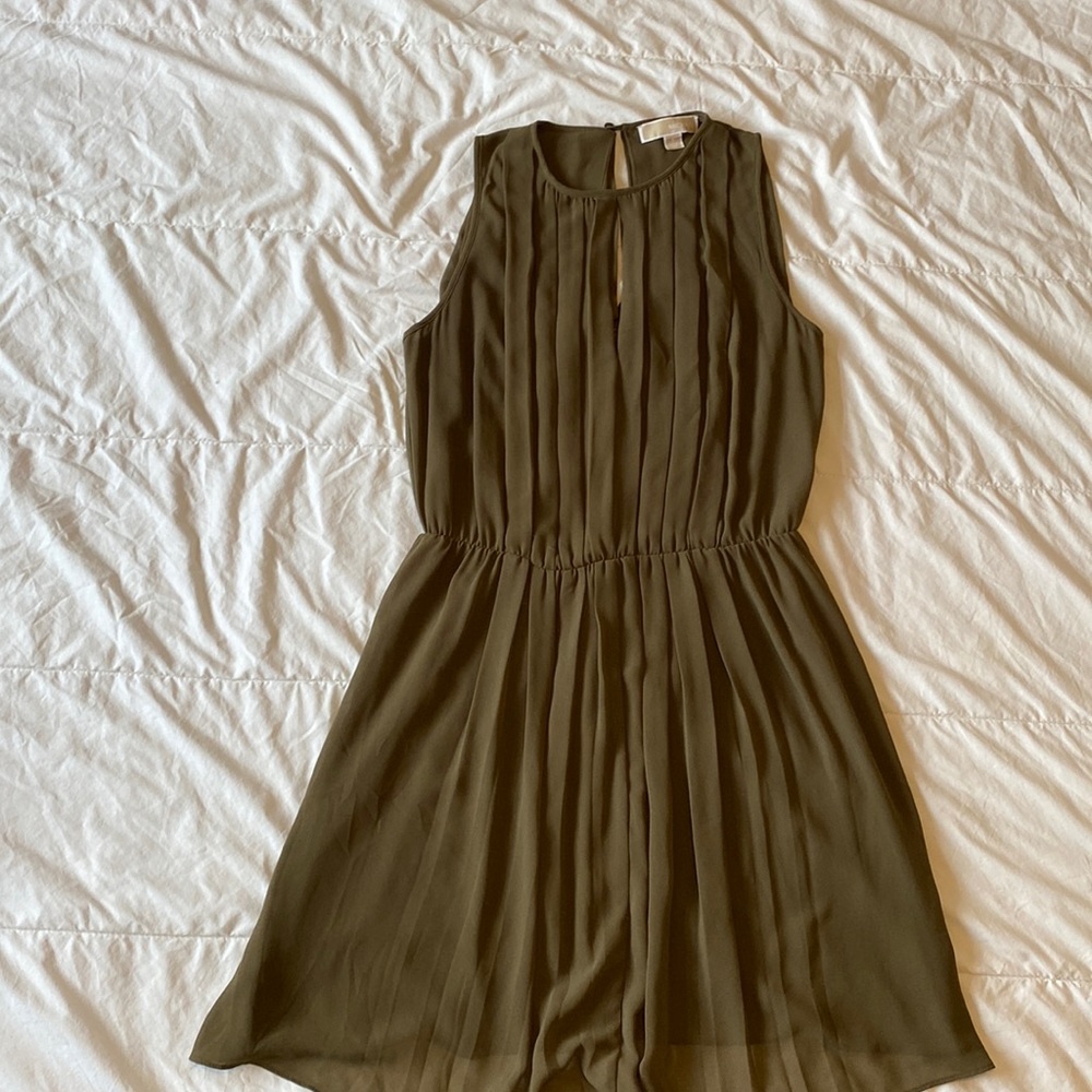 Green dress
